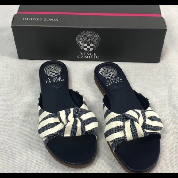 Vince Camuto Ejella Sandals Blue New In Box Size 6.5 - Picture 2 of 5